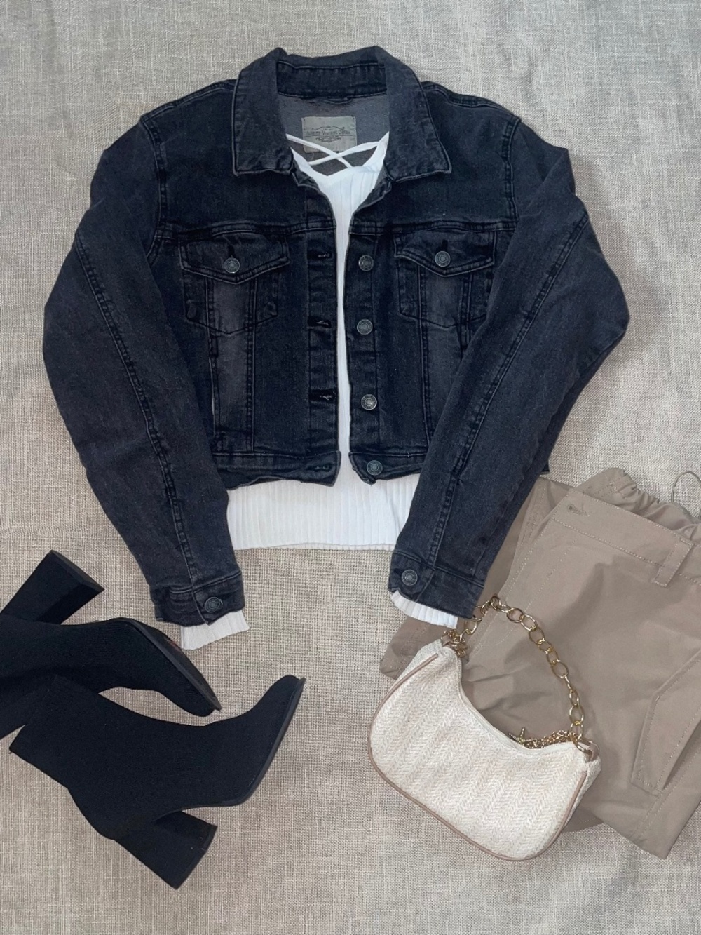 Cropped Washed Black Denim Trucker Jacket - Classic Jean Jacket